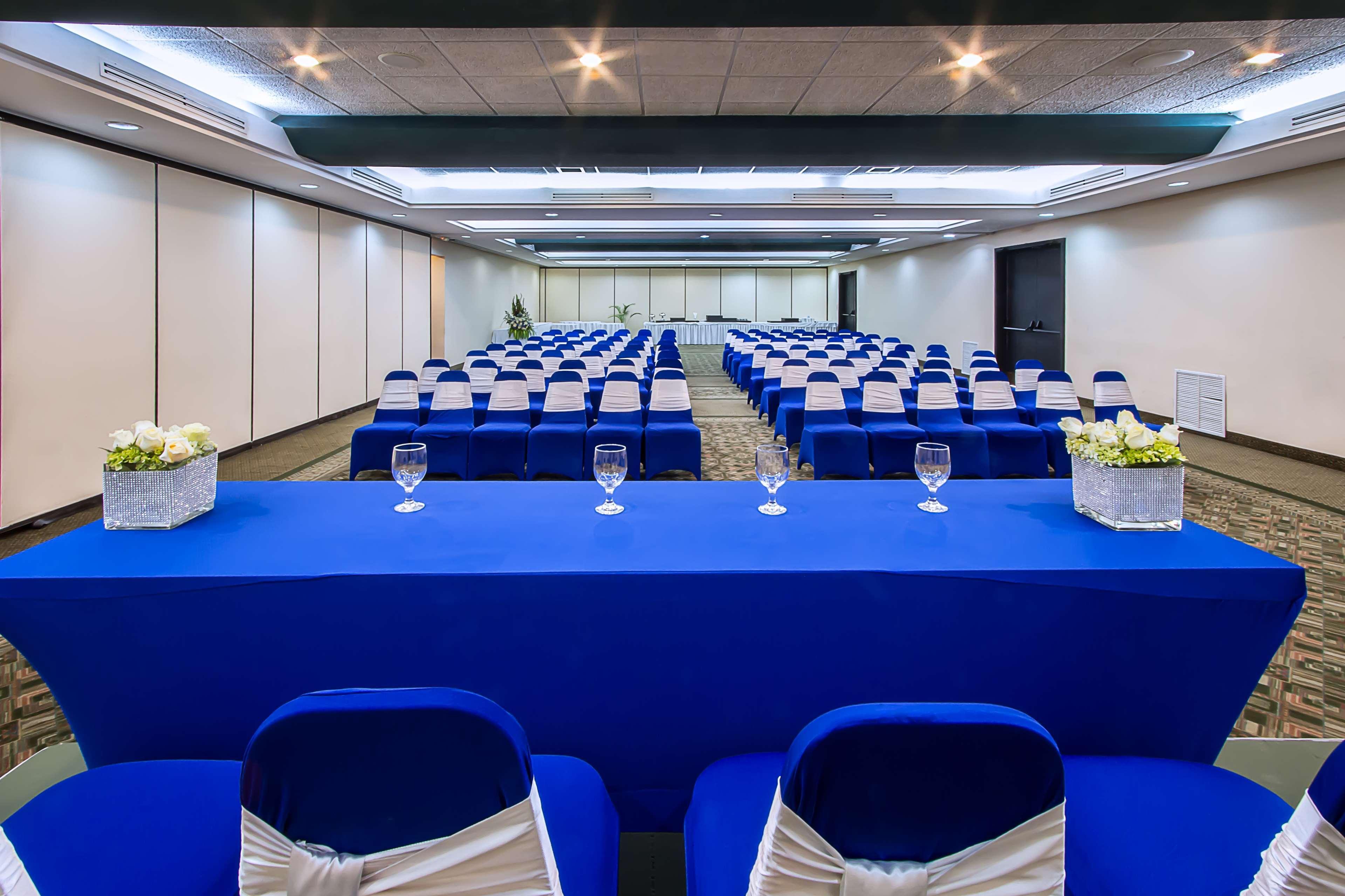 Best Western Plus Como Park Hotel Saint Paul Exterior foto
